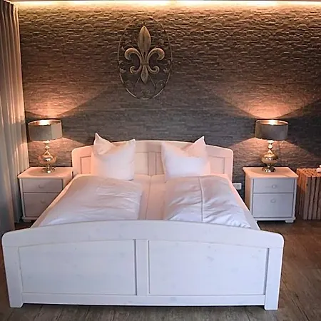Arte Vida Ohg Hotel